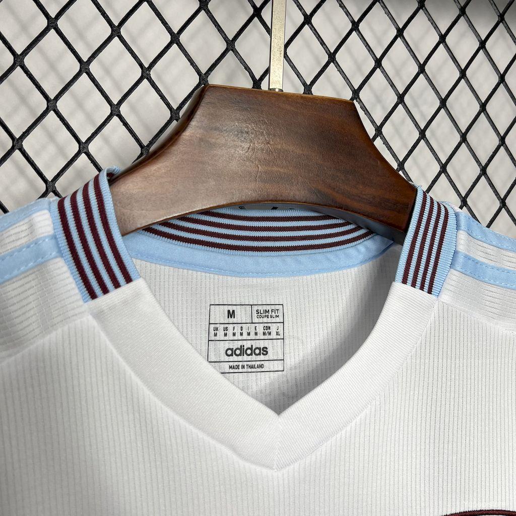 Aston Villa Visitante 24/25