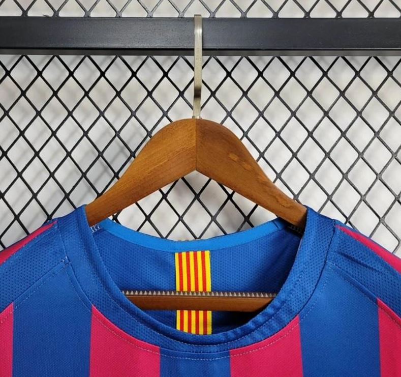 Barcelona Retro 05/06